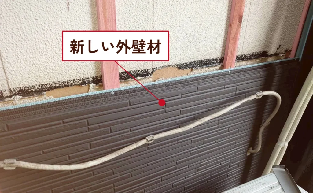 金属サイディングの施工中の写真(狭山市)
