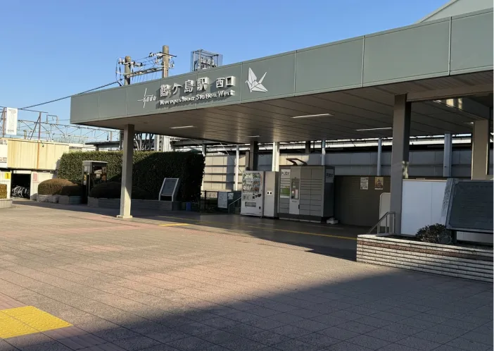 鶴ヶ島駅西口を出た直後の様子